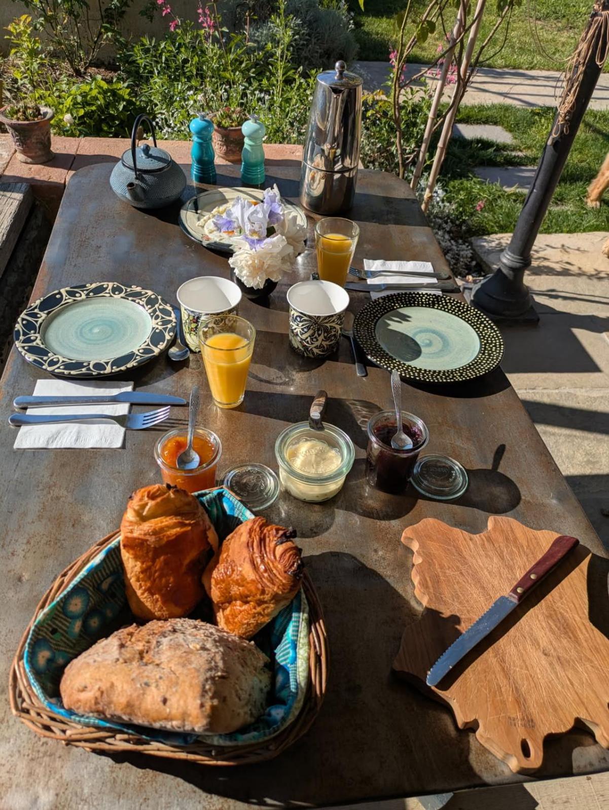La Boheme La Belle Etoile Petit Dejeuner Compris Charols Екстериор снимка
